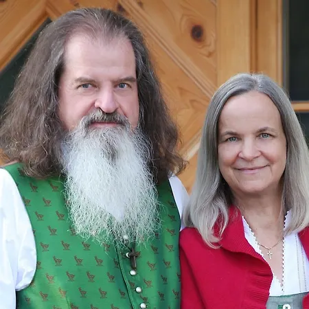 Gaestehaus-Destina-Marlena-Und-Volker-Paul-Weindel Lägenhet